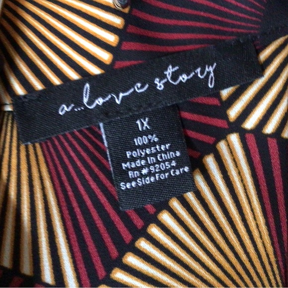 A love story blouse, 1X - Picture 6 of 7
